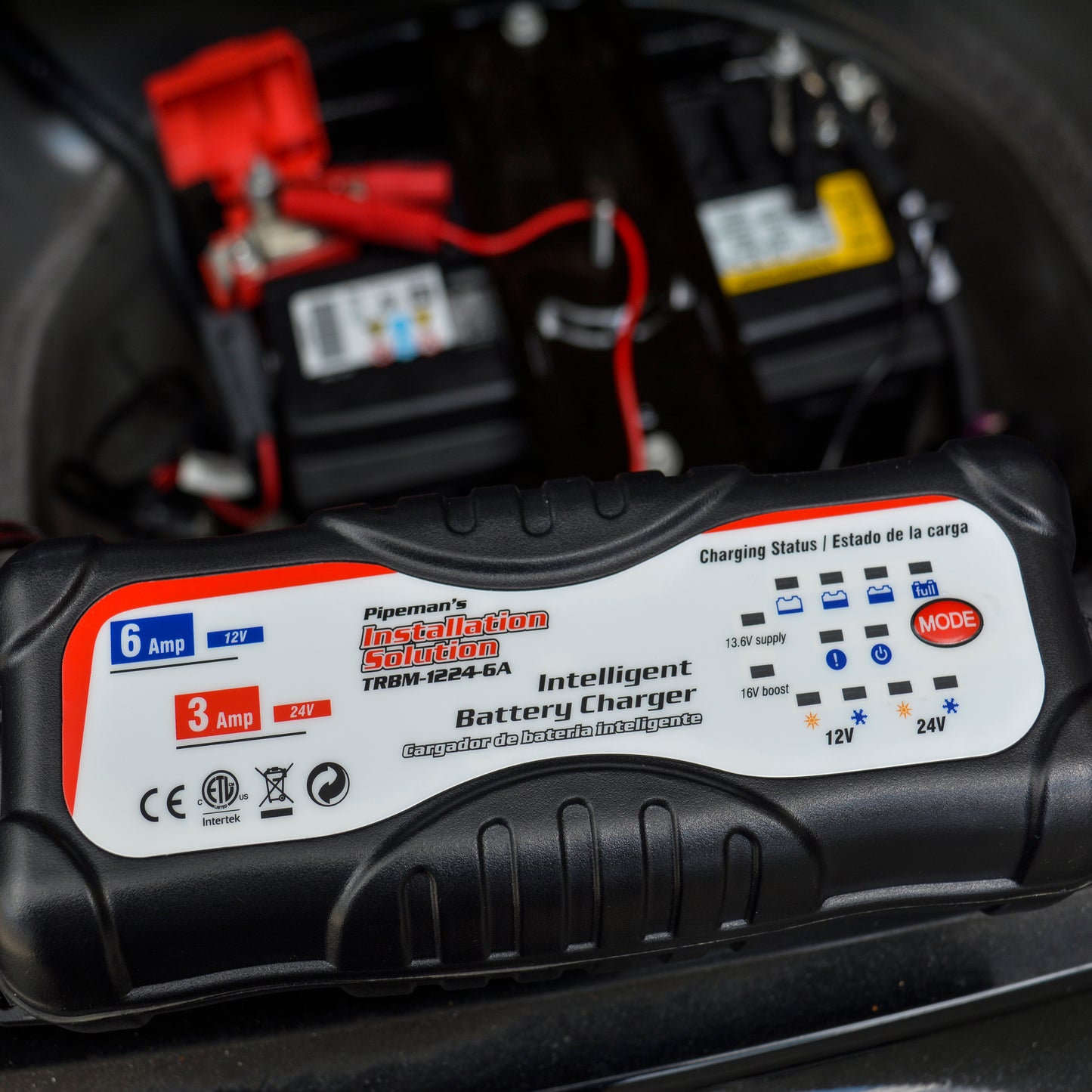 Intelligent Battery Charger (TRMB-1224-6A)